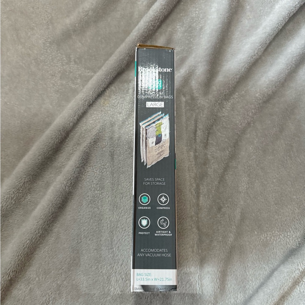 Brookstone Large Vacuum Compression Bags Set - Multi-Color - Picture 6 of 7